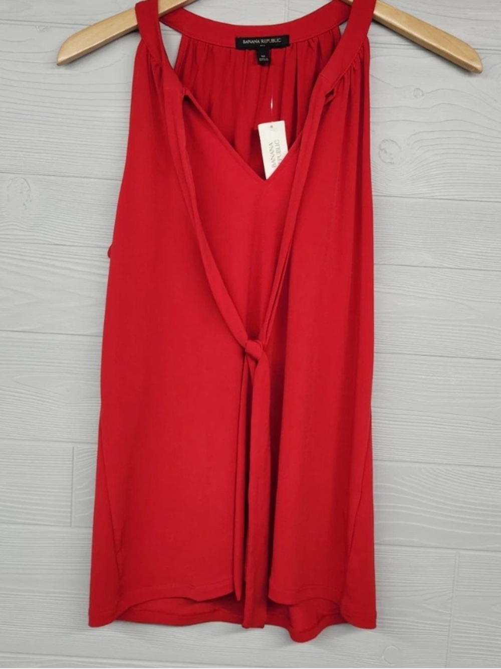 Banana Republic Red Sleeveless Tie-Front knit top